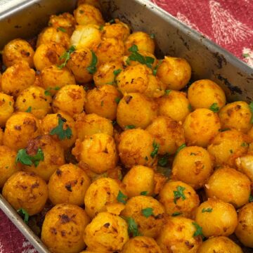 A baking sheet of batatas Parisienne.