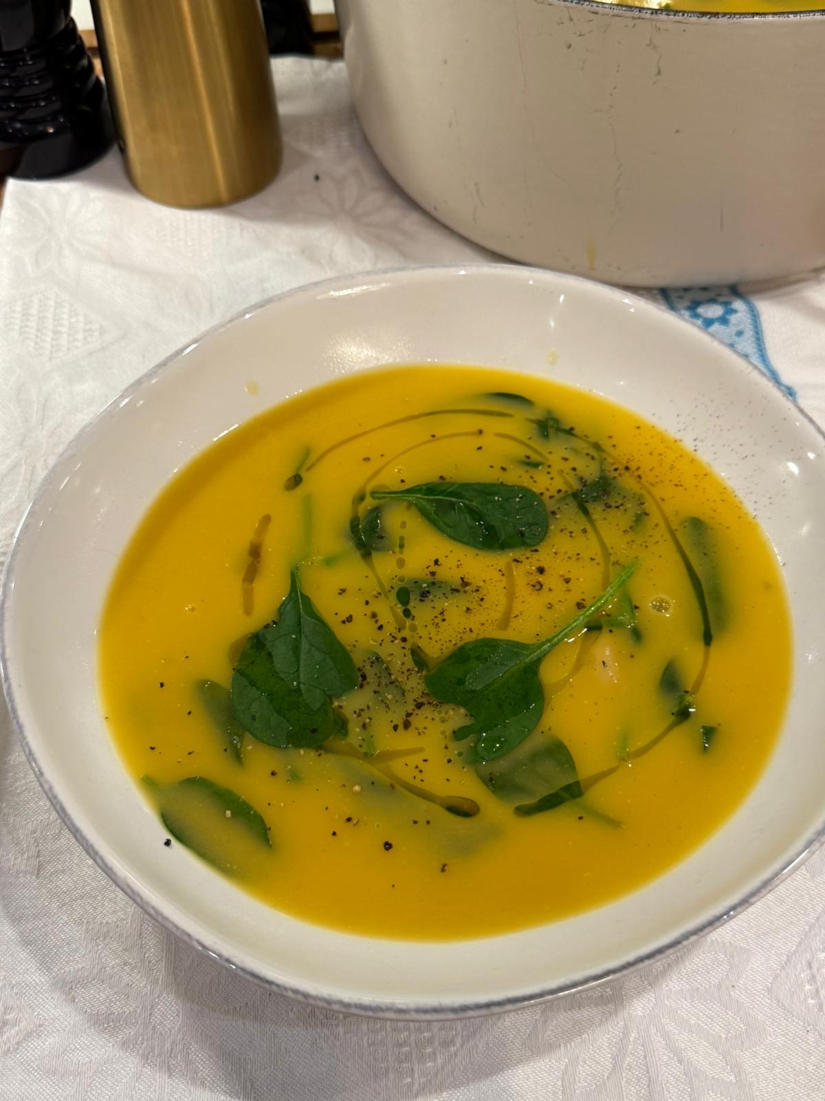 A bowl of sopa de legumes. 